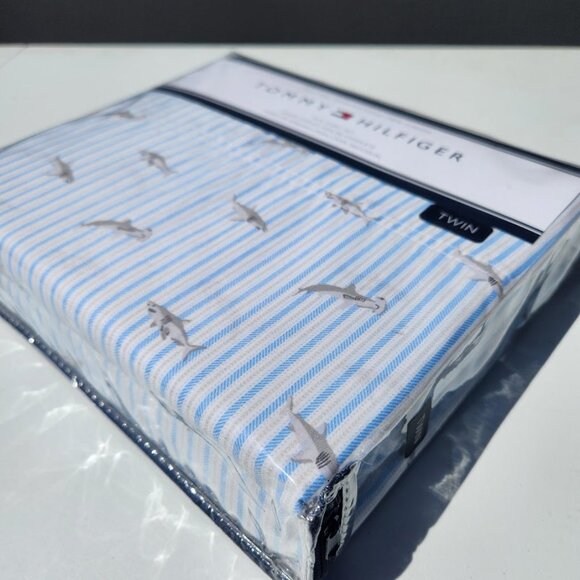 NEW TOMMY HILFIGER Sheets Sheet Set Shark Striped TWIN Size Blue White Pillowcas - Picture 1 of 9